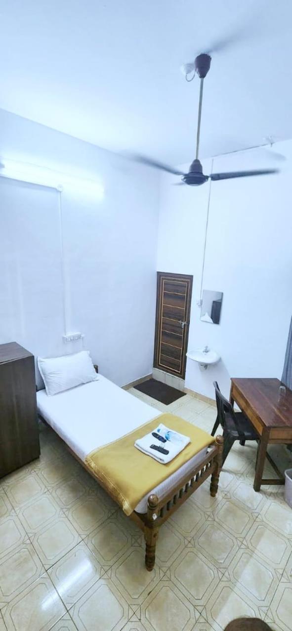 ホテル Apsara Residency Perintalmanna 部屋 写真